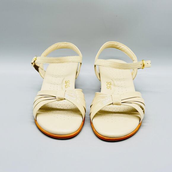 SAS Sandals Womens 7 Off White Patent Leather Comfort Wedge Ankle Strappy Shoes - Picture 3 of 14